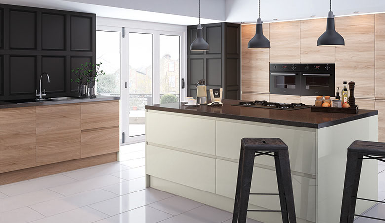 Pronto Natural Elm Malton Cream Gloss Lacarre Kitchen